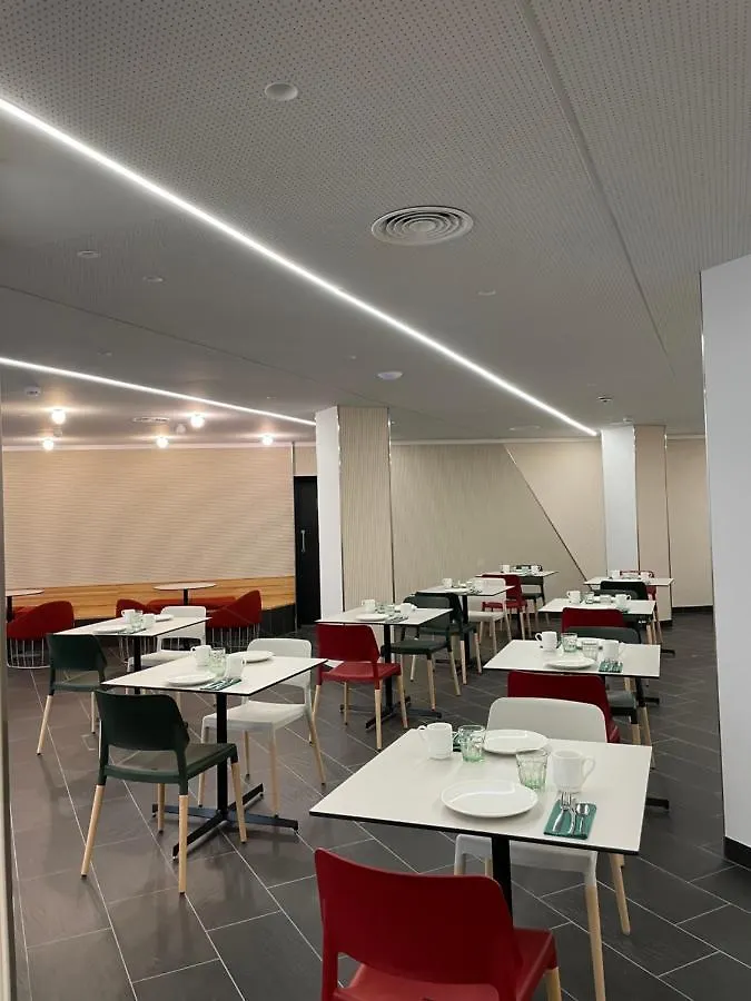Hotel Ciutat De Barcelona 3*,